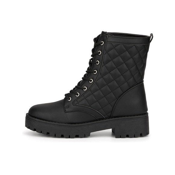 Olivia Miller Woman’s Fashion Boot - Picture 1 of 5